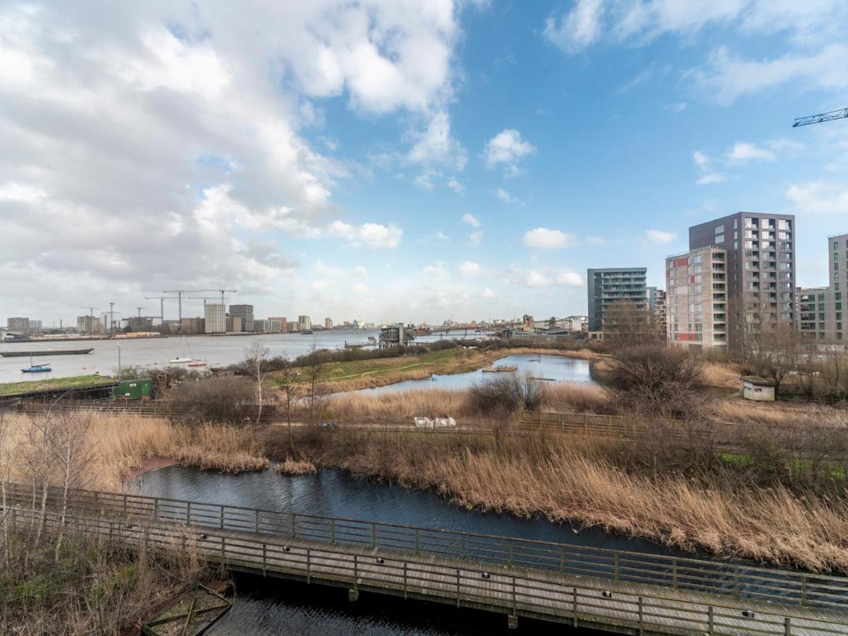 Pass The Keys Riverside Amazing Flat In London Close To The O2 Exterior photo